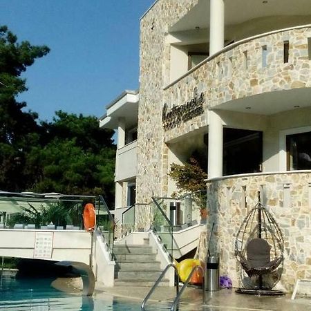 Hatzoudis Luxury Suites خْريسيا أموذيا المظهر الخارجي الصورة