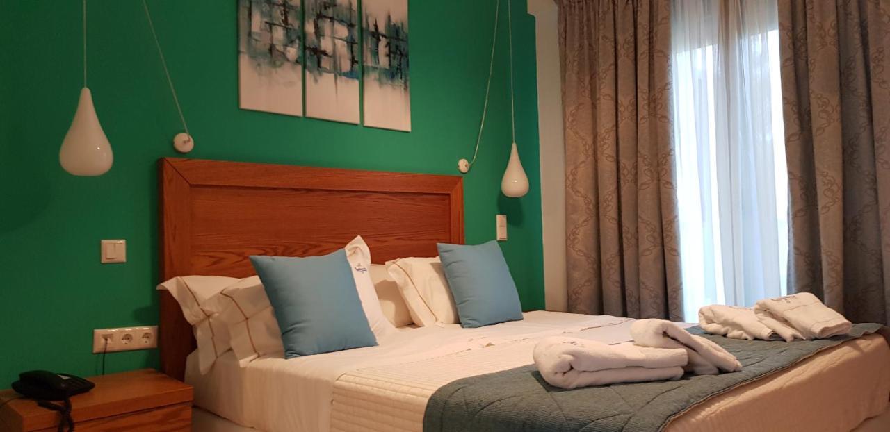 Hatzoudis Luxury Suites خْريسيا أموذيا المظهر الخارجي الصورة