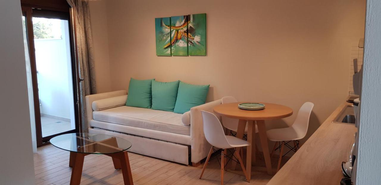 Hatzoudis Luxury Suites خْريسيا أموذيا المظهر الخارجي الصورة