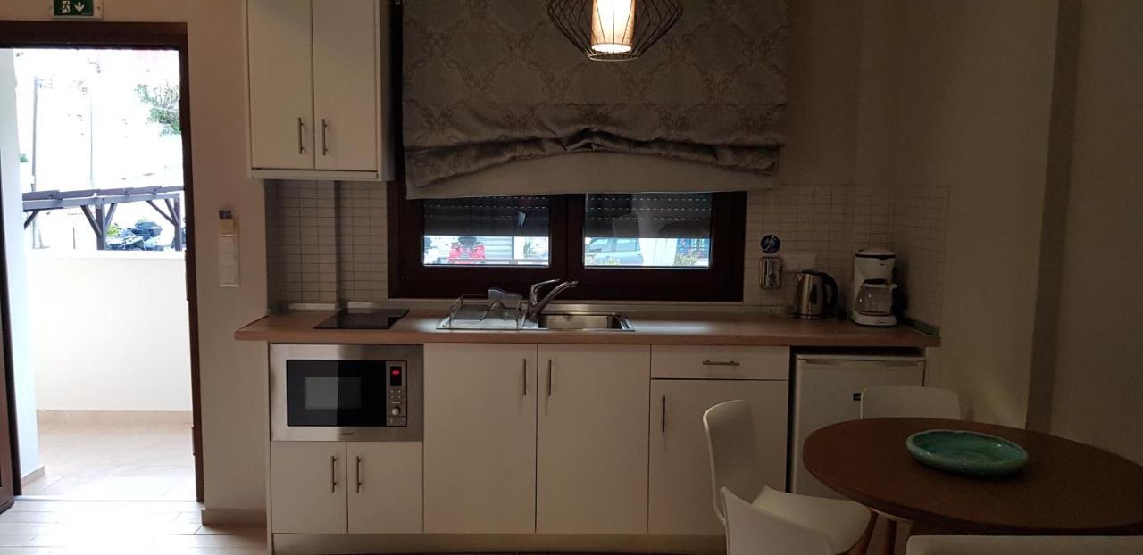 Hatzoudis Luxury Suites خْريسيا أموذيا المظهر الخارجي الصورة