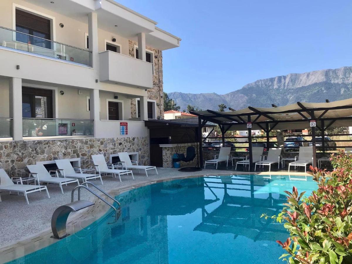 Hatzoudis Luxury Suites خْريسيا أموذيا المظهر الخارجي الصورة