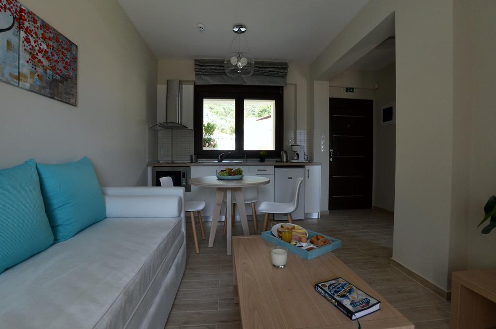 Hatzoudis Luxury Suites خْريسيا أموذيا المظهر الخارجي الصورة