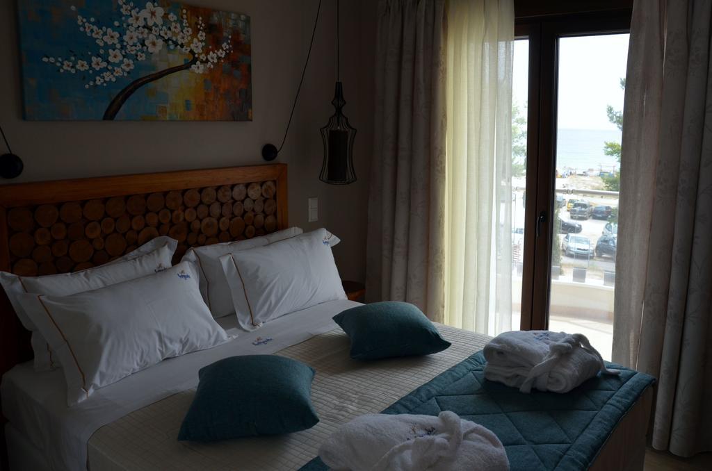 Hatzoudis Luxury Suites خْريسيا أموذيا المظهر الخارجي الصورة