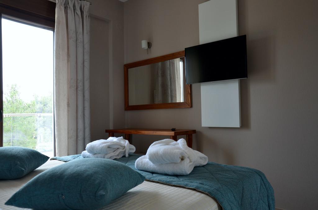 Hatzoudis Luxury Suites خْريسيا أموذيا المظهر الخارجي الصورة